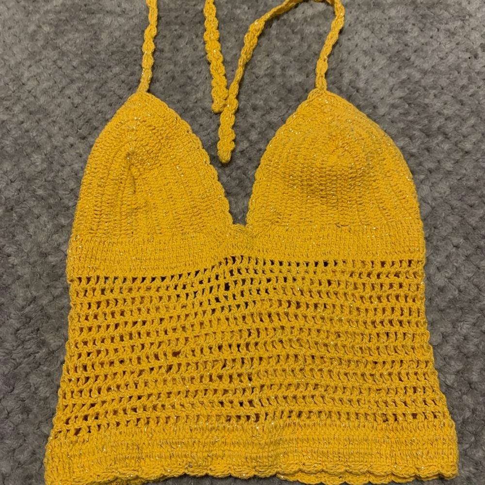 Knitted yellow halter top